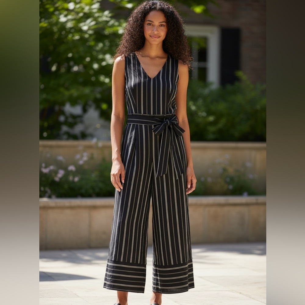 NWT Jessica Howard Blue and White Striped Wide Leg-Cropped Jumpsuit Sz 12